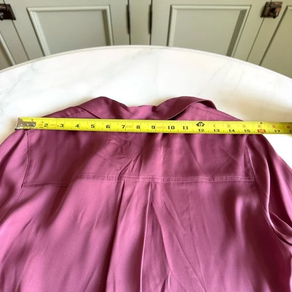 Vince Slim Fit Stretch Silk Blouse Teaberry Sz XS